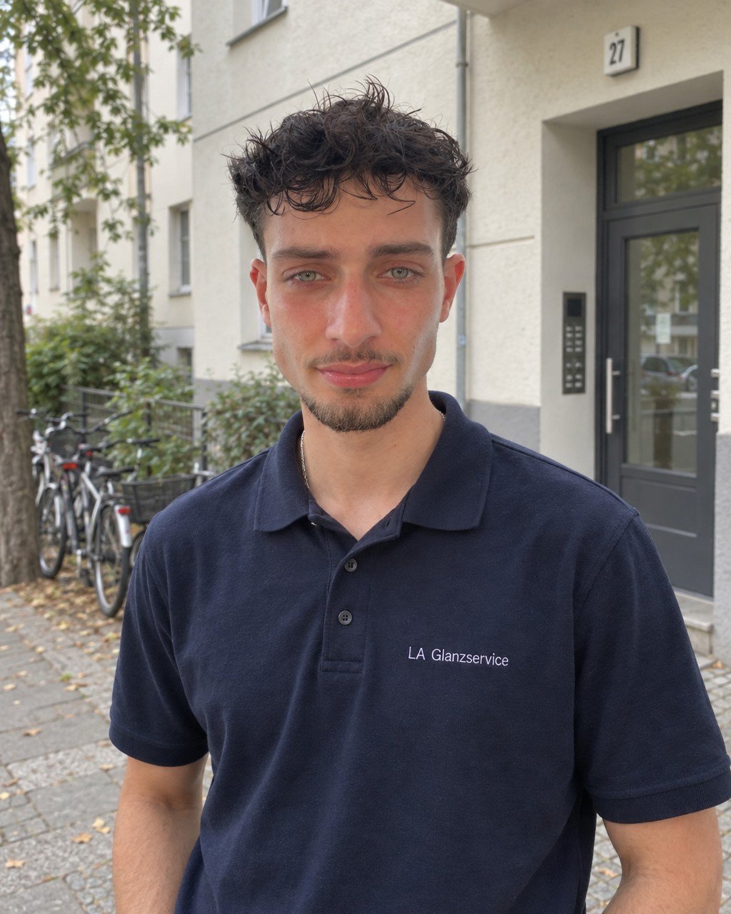 Louai Alnajjar, Inhaber der Reinigungsfirma LA Glanzservice in Berlin